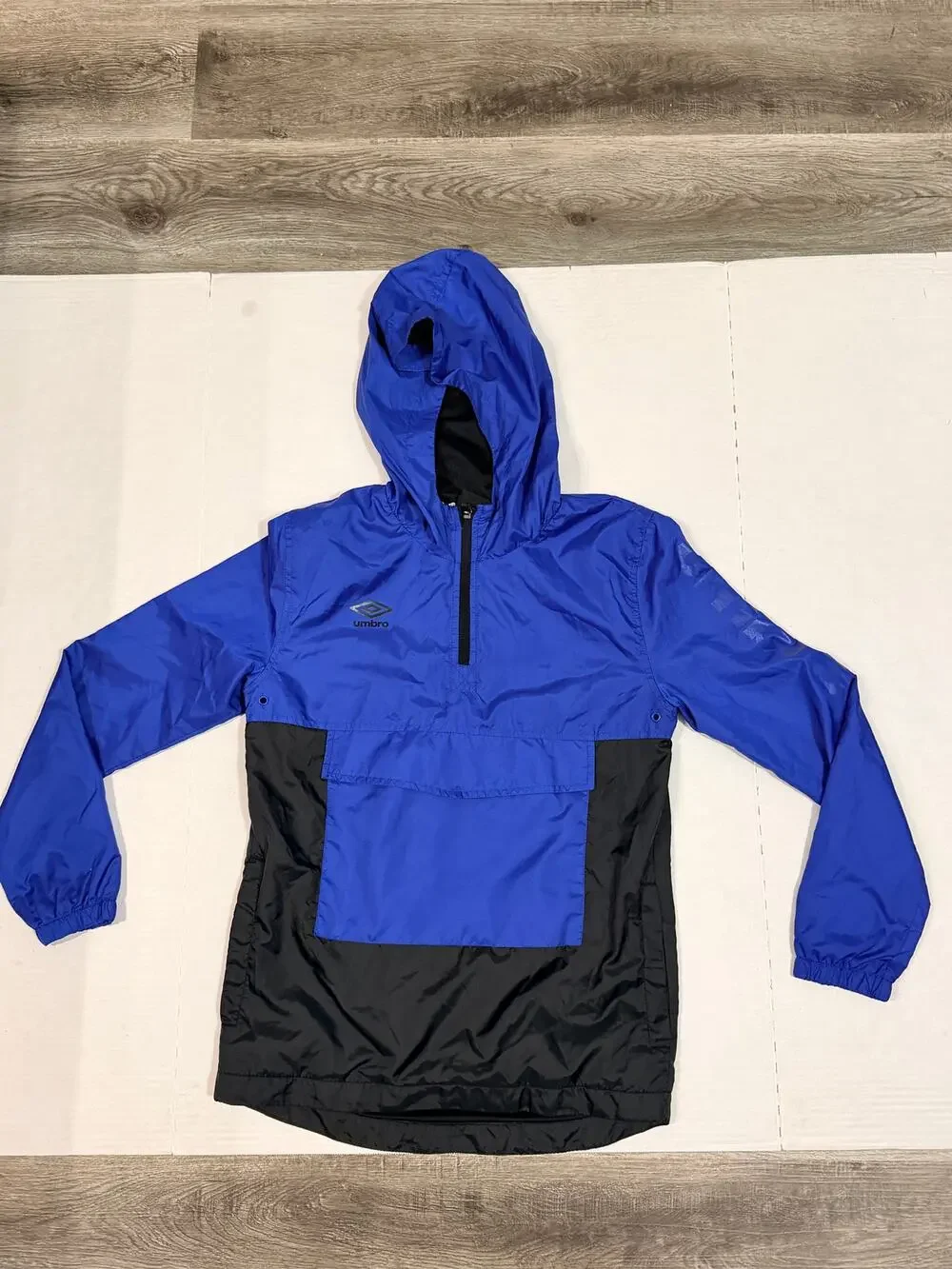 Umbro Boys L 12/14 Anorak Windbreaker Jacket Blue Black Hooded Pullover
